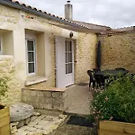 La Flottille, Holiday home *